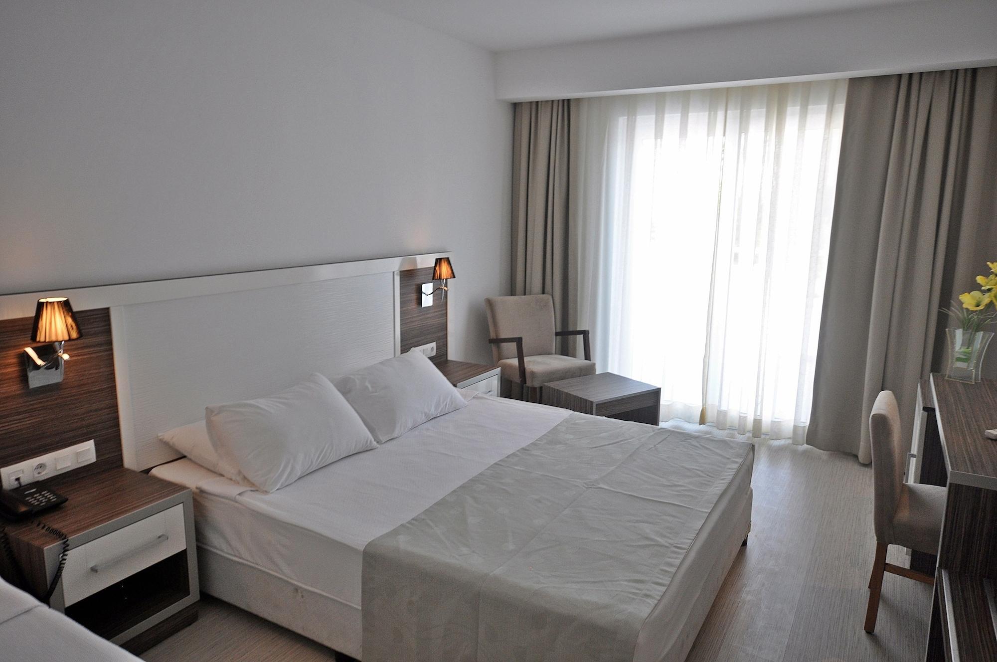 Club Shark Hotel Gümbet Esterno foto