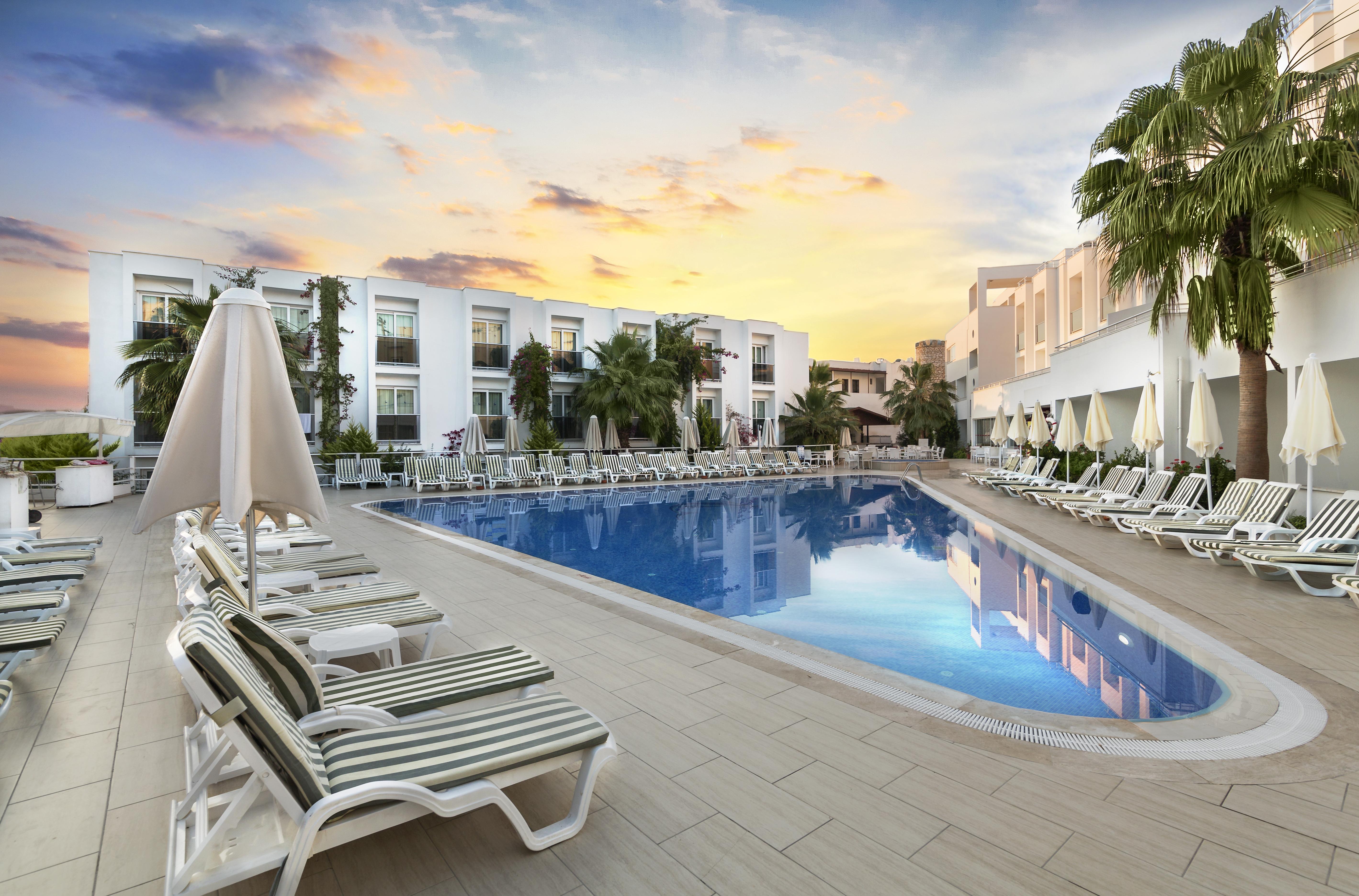 Club Shark Hotel Gümbet Esterno foto