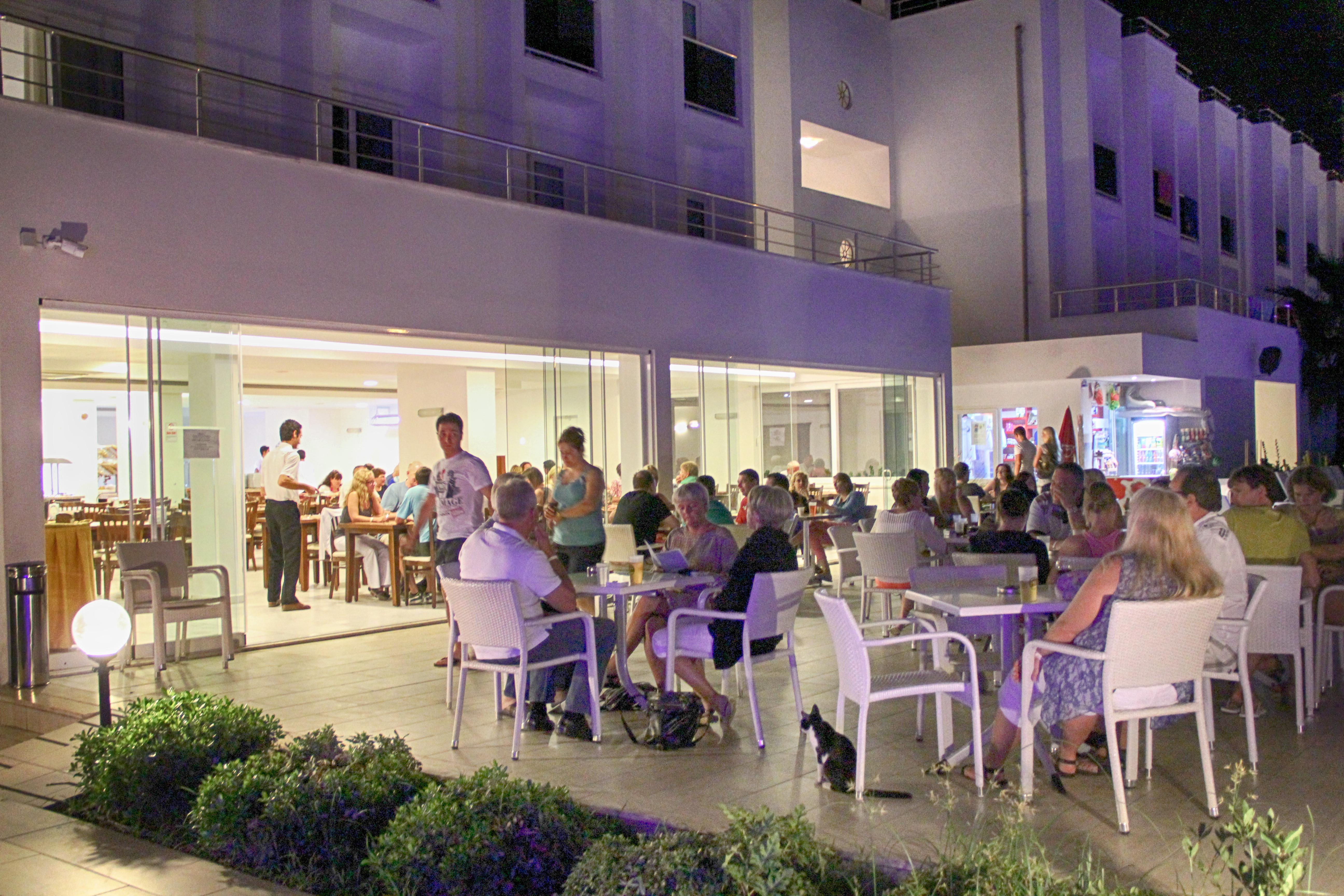 Club Shark Hotel Gümbet Esterno foto