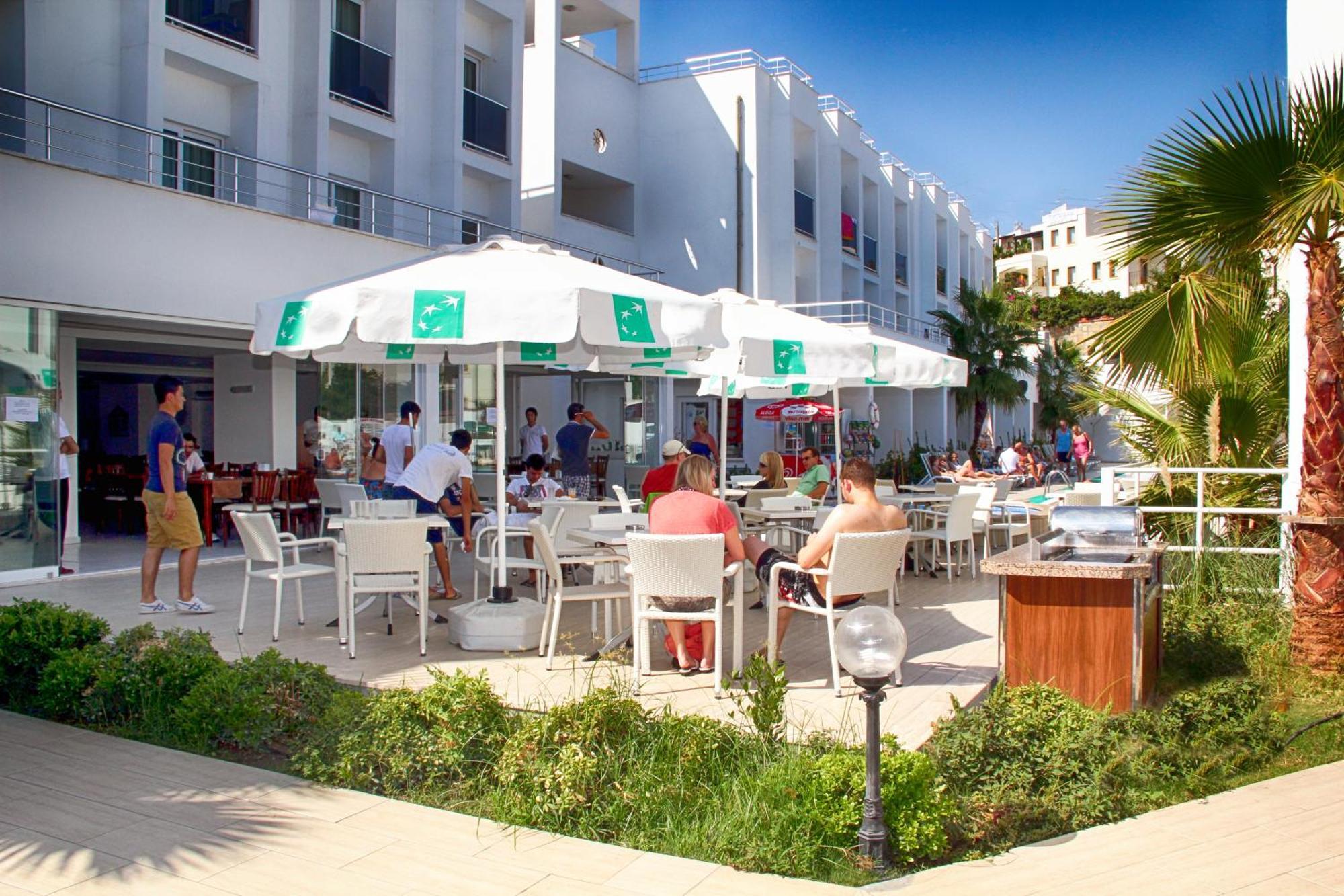 Club Shark Hotel Gümbet Esterno foto