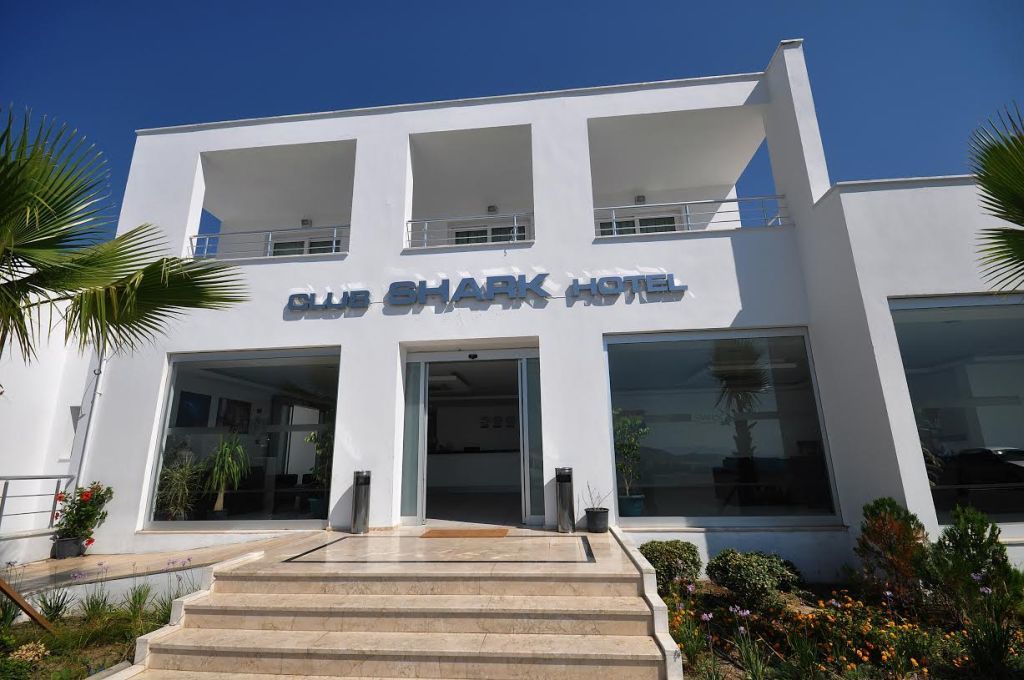 Club Shark Hotel Gümbet Esterno foto