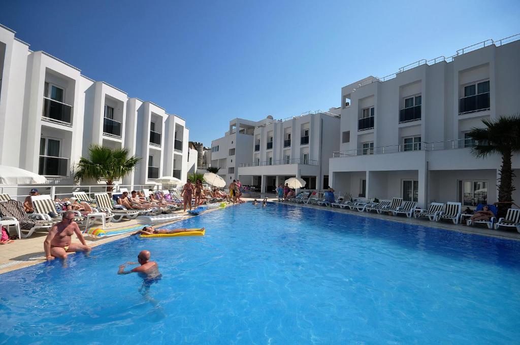 Club Shark Hotel Gümbet Esterno foto
